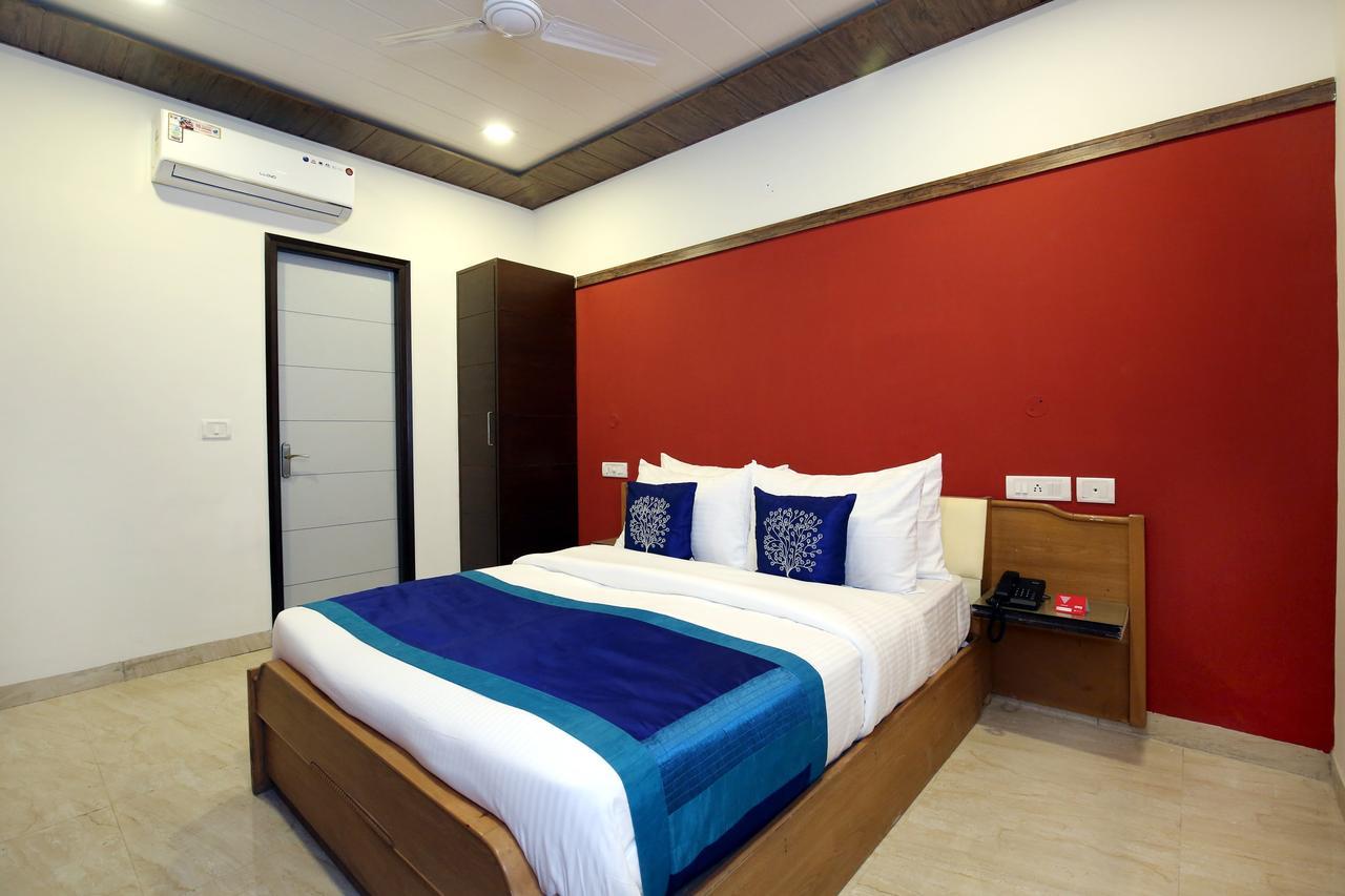 Capital O 9822 Hotel Seven Chandīgarh Eksteriør billede