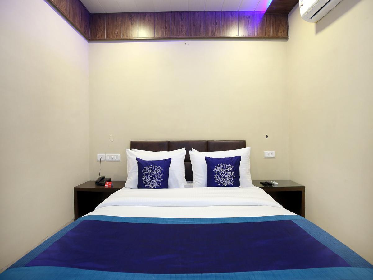 Capital O 9822 Hotel Seven Chandīgarh Eksteriør billede